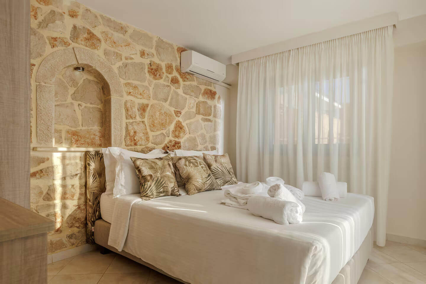Comfortable accommodation at Blue Sea House in Zakynthos