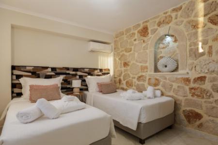 Relaxing stay at Blue Sea House near Agios Nikolaos Bay