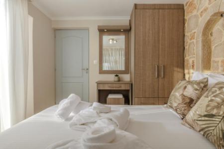 Relaxing stay at Blue Sea House near Agios Nikolaos Bay