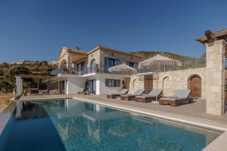 Relaxing stay at Blue Sea House near Agios Nikolaos Bay